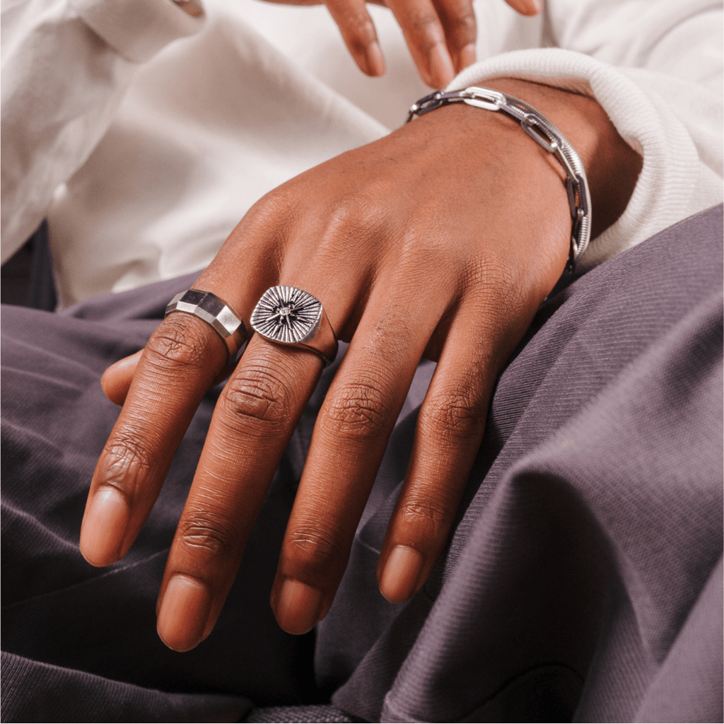Knight's Ring